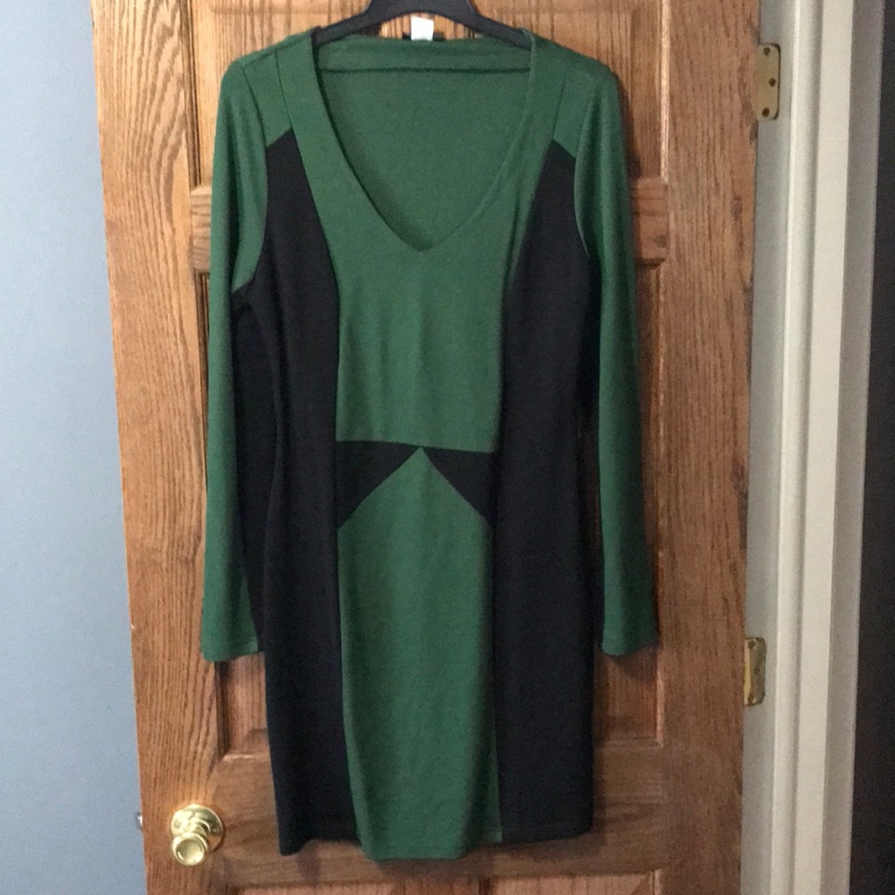 green and black long sleeve dress
